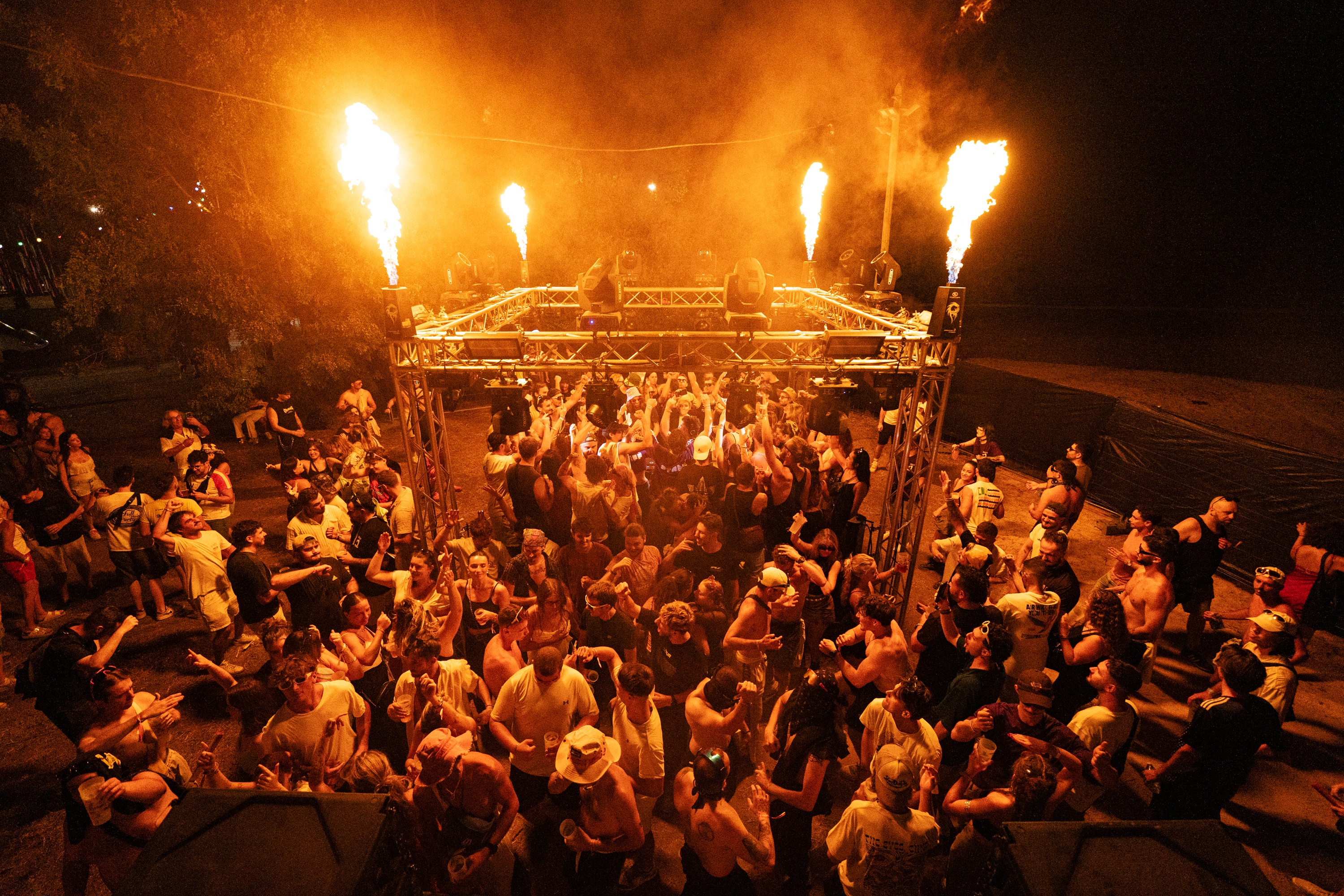 La Quercy Stage du Belfield Festival, ambiance techno façon boiler room