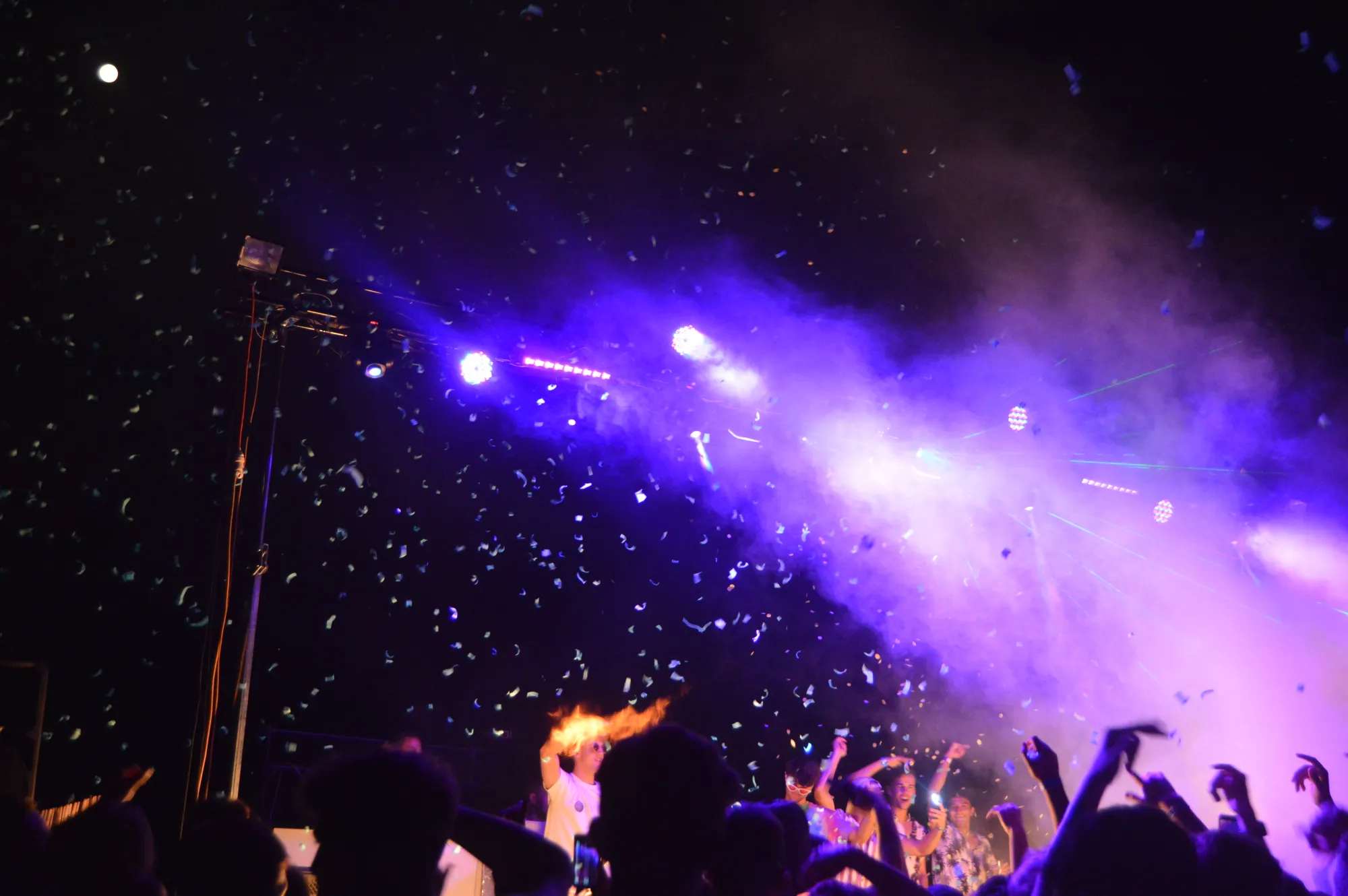 Édition 2023 du Belfield Festival — public et show de nuit